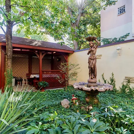 וילה High-end 3br - Private Garden, Terrace & Bbq *