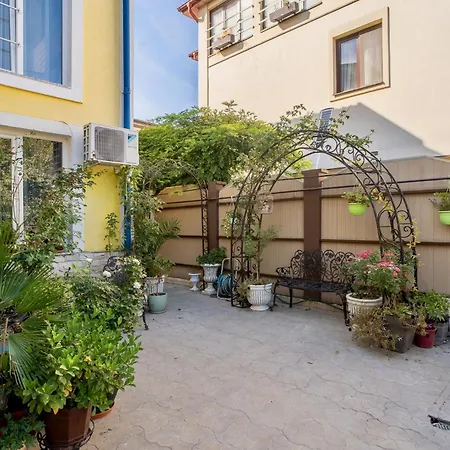 וילה High-end 3br - Private Garden, Terrace & Bbq