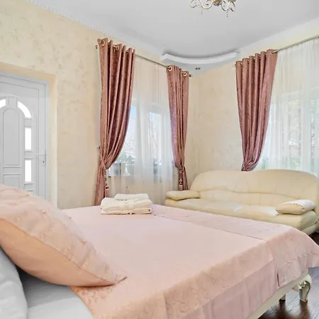 High-end 3br - Private Garden, Terrace&bbq Boekarest