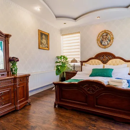 High-end 3br - Private Garden, Terrace&bbq Villa