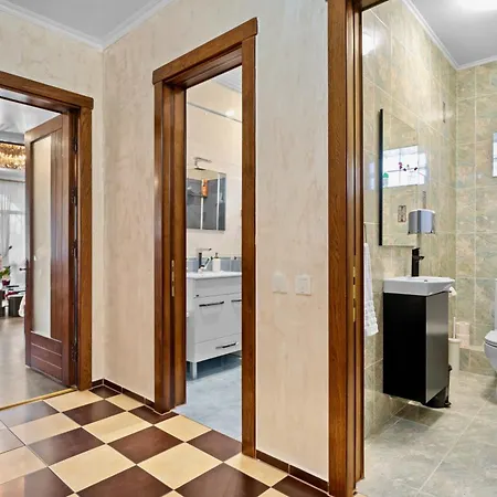 High-end 3br - Private Garden, Terrace&bbq Villa *