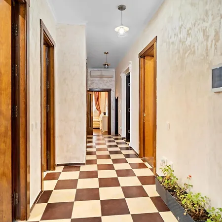 Βίλα High-end 3br - Private Garden, Terrace & Bbq *
