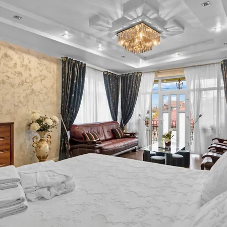 High-end 3br - Private Garden, Terrace & Bbq Βίλα
