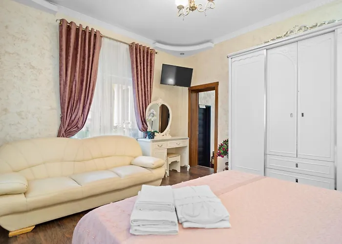 High-end 3br - Private Garden, Terrace & Bbq * Bucarest
