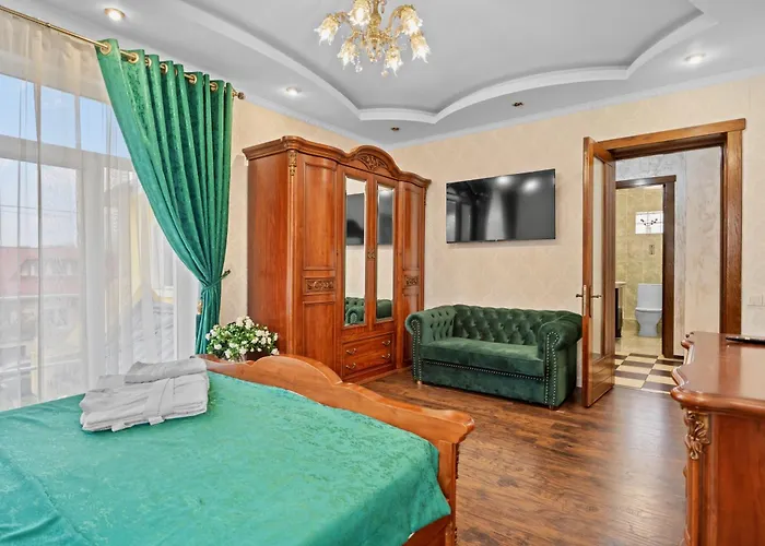 Vilă High-end 3br - Private Garden, Terrace & Bbq