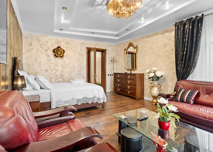 High-end 3br - Private Garden, Terrace & Bbq * Bucarest