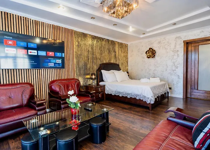 Villa High-end 3br - Private Garden, Terrace & Bbq Bucarest